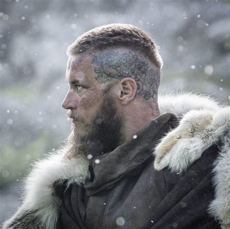 vikings ragnar hair|ragnar season 3 haircut.